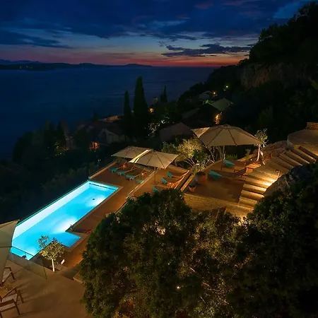 Luxury Hvar Carpe Diem With Private Pool By The Sea 赫瓦尔