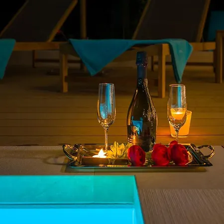 Luxury Hvar Carpe Diem With Private Pool By The Sea 别墅 *