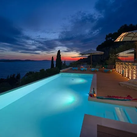 Luxury Hvar Carpe Diem With Private Pool By The Sea 赫瓦尔