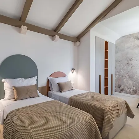 Villa Luxury Hvar Carpe Diem Newly Renovated With Private Pool By The Sea Hvar Town