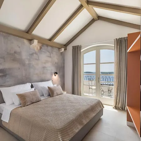 Luxury Hvar Carpe Diem Newly Renovated With Private Pool By The Sea Villa Hvar Town