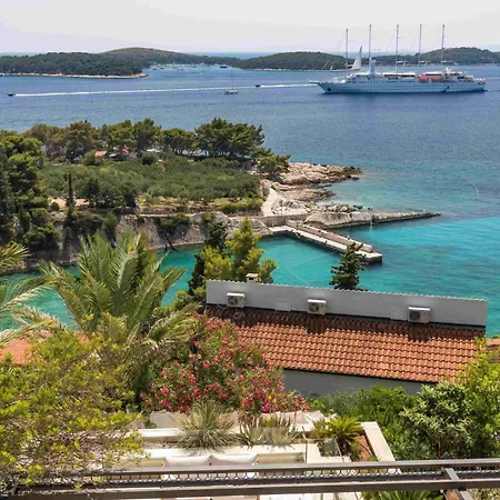Villa Luxury Hvar Carpe Diem Newly Renovated With Private Pool By The Sea